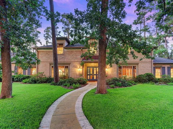 11930 Surrey Ln, Houston, TX 77024