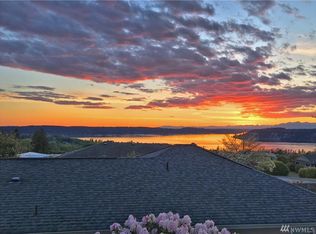 1902 Bridgeport Way W APT 105, University Place, WA 98466