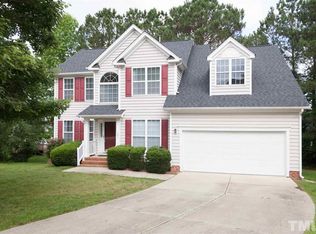 104 Spindle Creek Ct, Cary, NC 27519