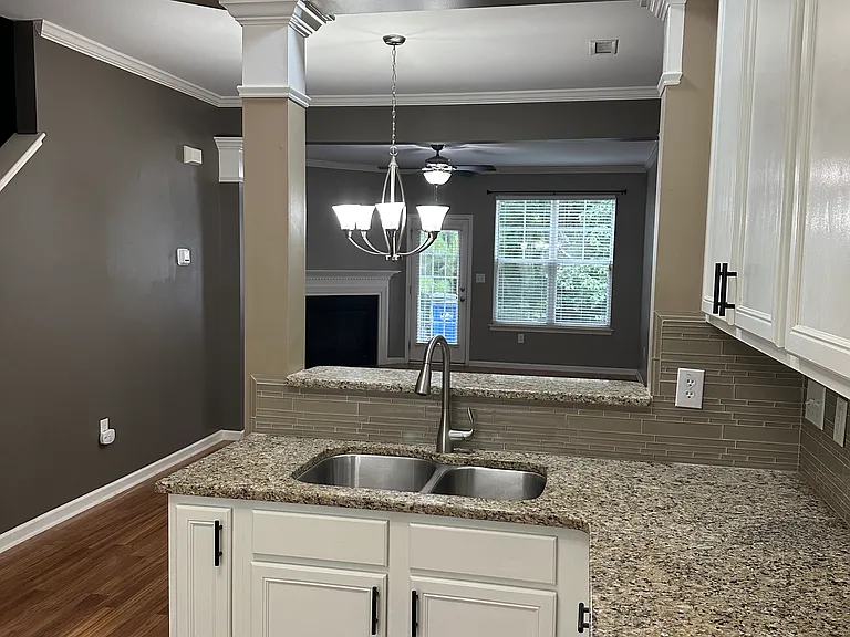 8432 Central Dr — Photo 5