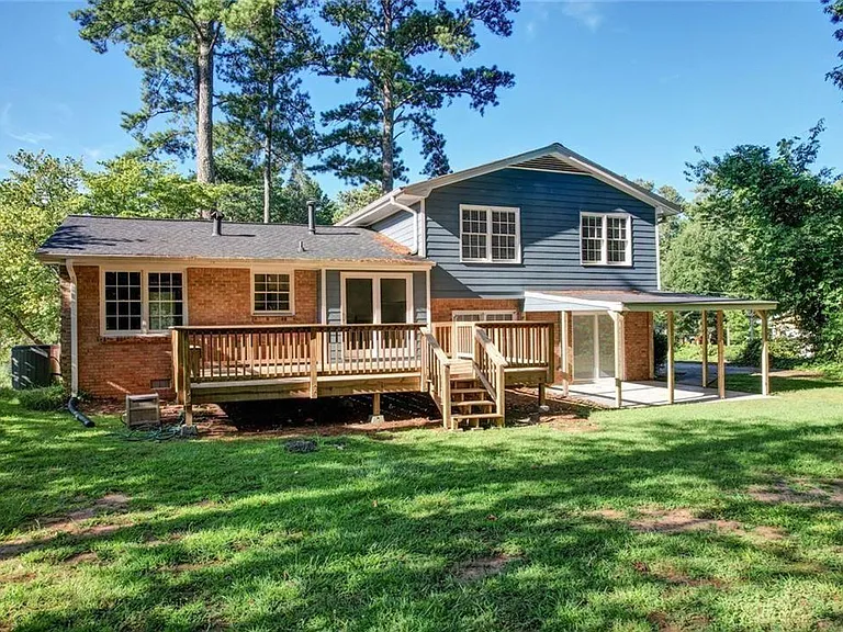 4566 Mountain Creek Dr NE — Photo 5