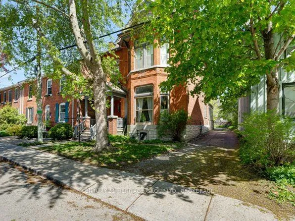 25 Colborne St, Kingston, ON K7K 1C5