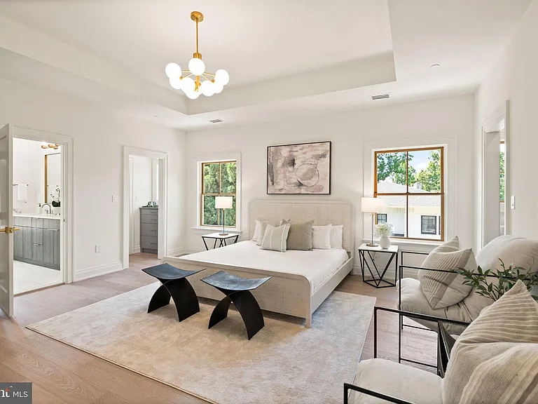 5022 Cathedral Ave NW — Photo 21