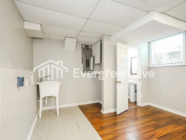 5426 Garden Lake Dr — Photo 17