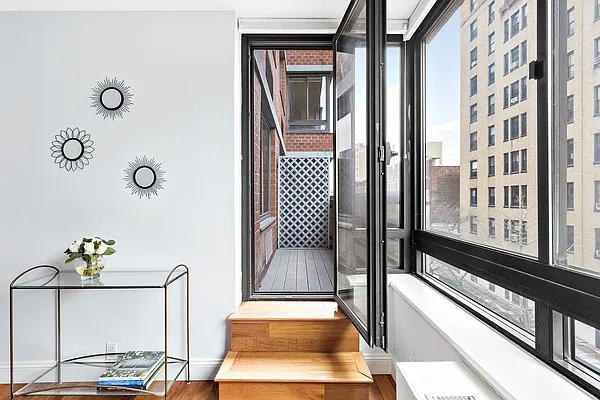 Sold by Compass | media 10