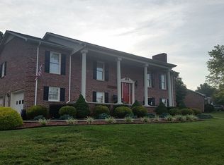 4981 Twin Lake Dr, Granite Falls, NC 28630