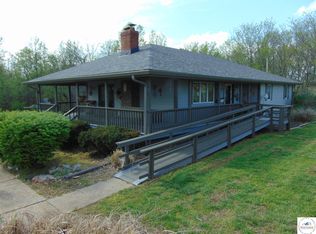 17 NE 91st Rd, Clinton, MO 64735