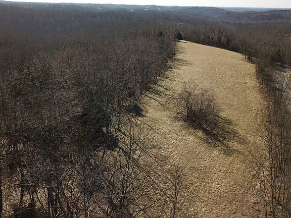 2nd image of 8297 Wildwood Trl