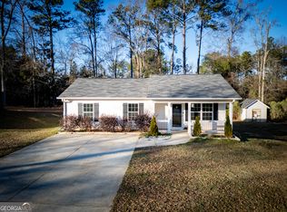 889 Green Valley Dr NW, Conyers, GA 30012