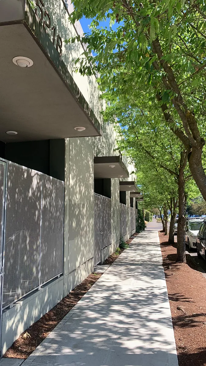 Building Photo - 5216 N Williams Ave
