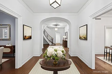 770 Park Avenue, #1D