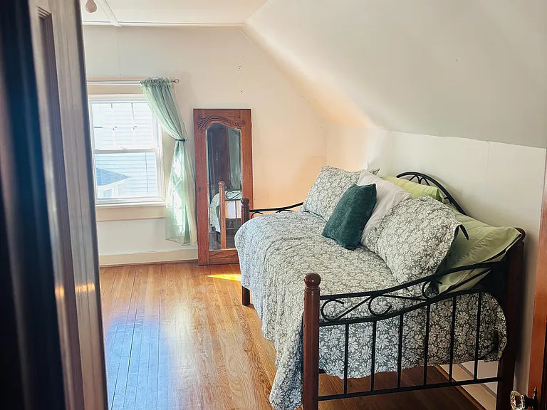 209 Corinth St — Photo 18