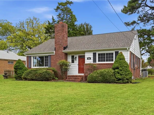 20504 Todd Ave, Battery Park, VA 23304