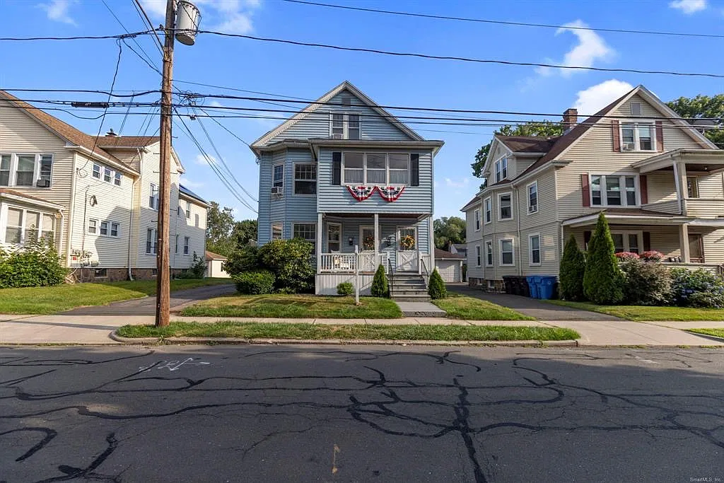 2 bed, 1100 sqft, $2,500 — Photo 2