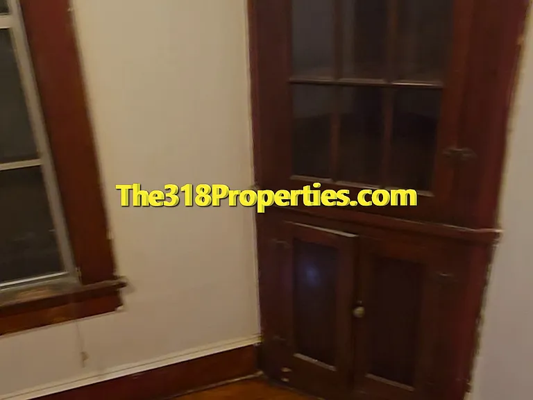 154 E Herndon St #B — Photo 12