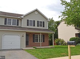 111 Bainbridge Cir, Sinking Spring, PA 19608