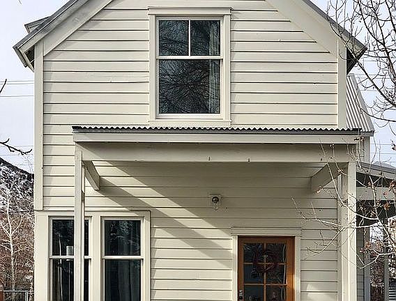 Charm but modern! Built 2004