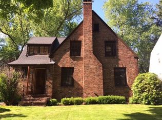 44 Elmwood Ave, Longmeadow, MA 01106