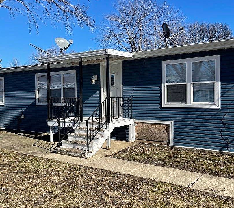 1st image of 276 Tilbury Ln