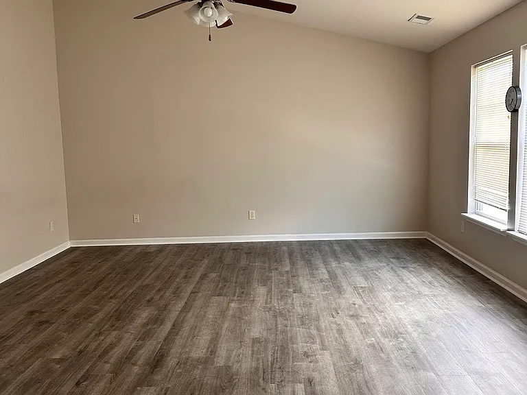 249 Hays Blvd — Photo 23