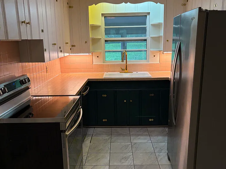 5147 Clark Dr — Photo 3
