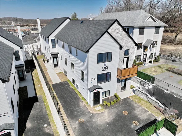 29 Ewing Avenue #101, Spring Valley, NY 10977