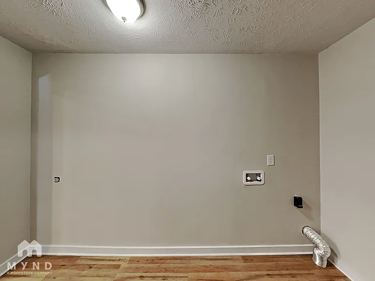 325 Morris Dr SE — Photo 15