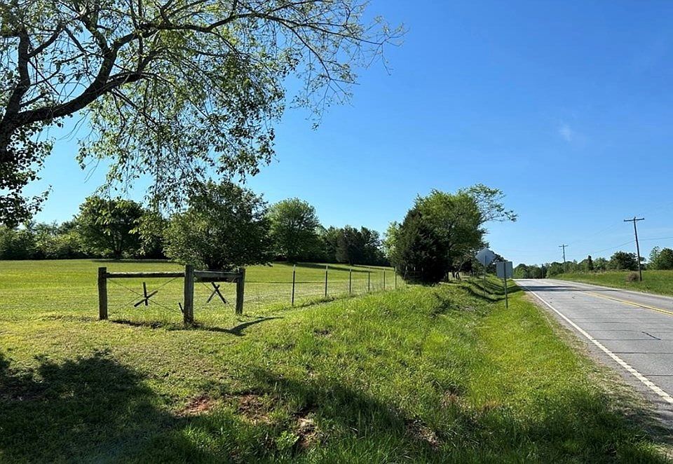 2nd image of 0 Carrigan Dr