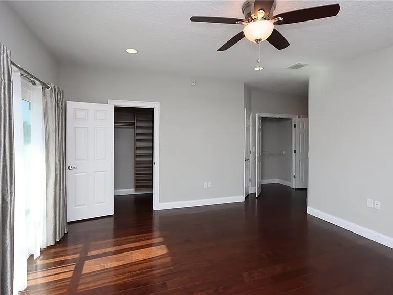 3617 Bay Heights Way — Photo 10