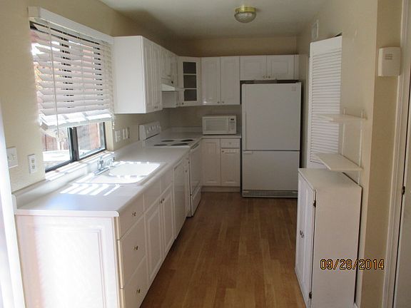 4th image of 4036 Evening Breeze Pl