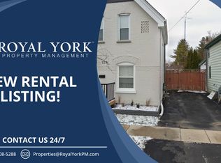 128 Cayuga St #1, Brantford, ON N3S1X4