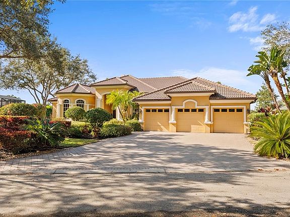 2nd image of 527 TERRACINA WAY