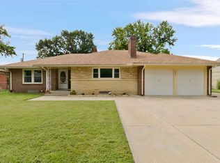 2921 E Aloma St, Wichita, KS 67211