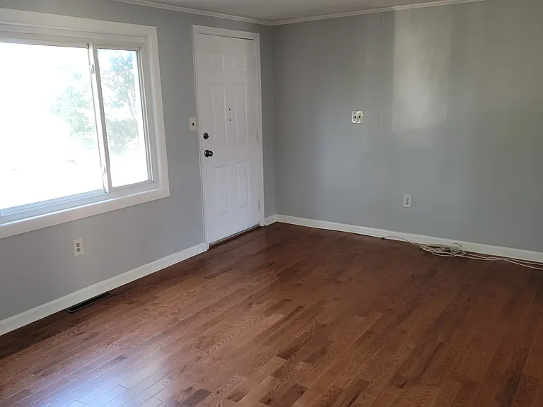 8025 Lansdale Rd — Photo 7