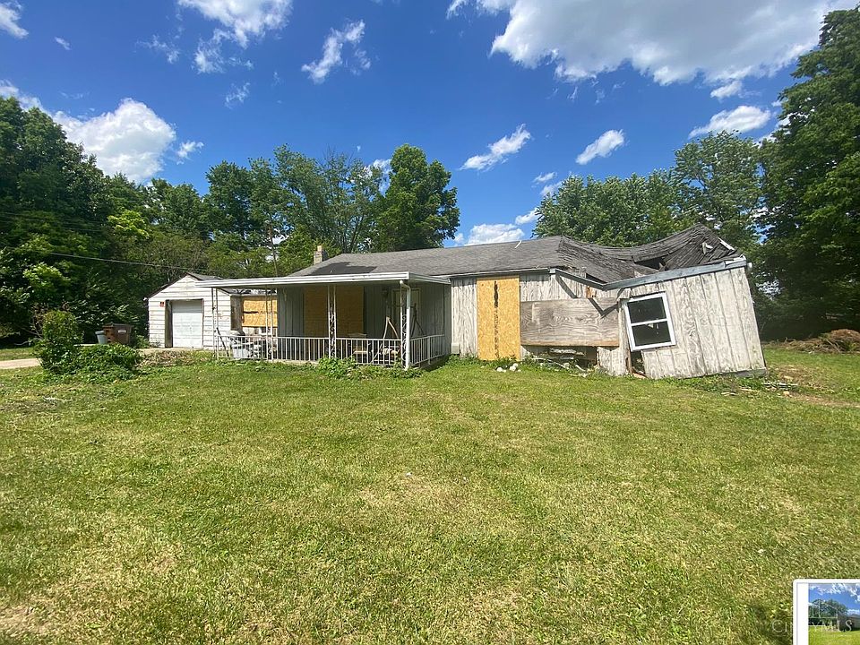 2nd image of 4496 Eva Ln