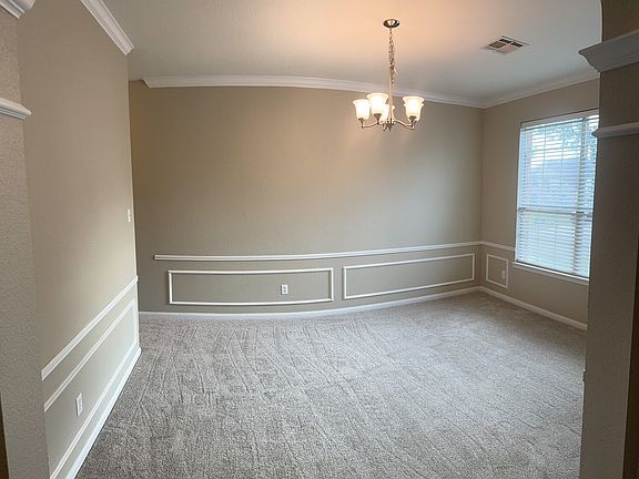 5th image of 410 Cattail Cir