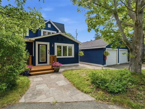 154 Three Island Pond Road, Paradise, NL A1L2E7