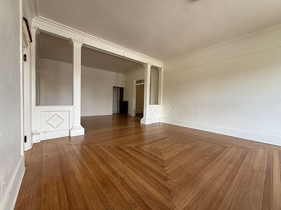 3rd image of 60-62 Lawrence St #2