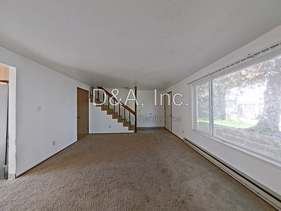 3rd image of 1690 Del Rio Ave SE