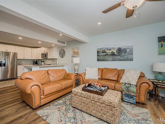 5th image of 46 S Lionshead Dr