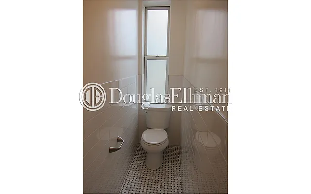 Rented by Douglas Elliman | media 37