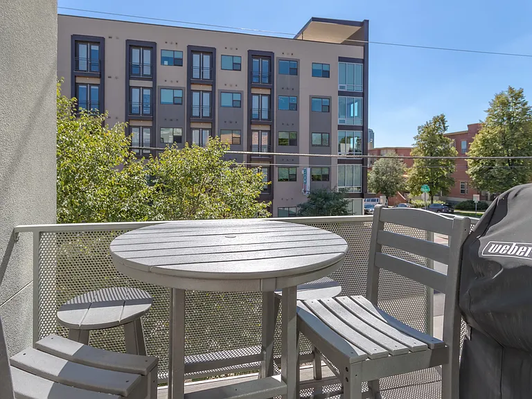 2nd Level Patio