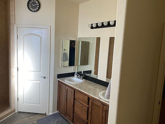 5th image of 7255 Melissa Ln