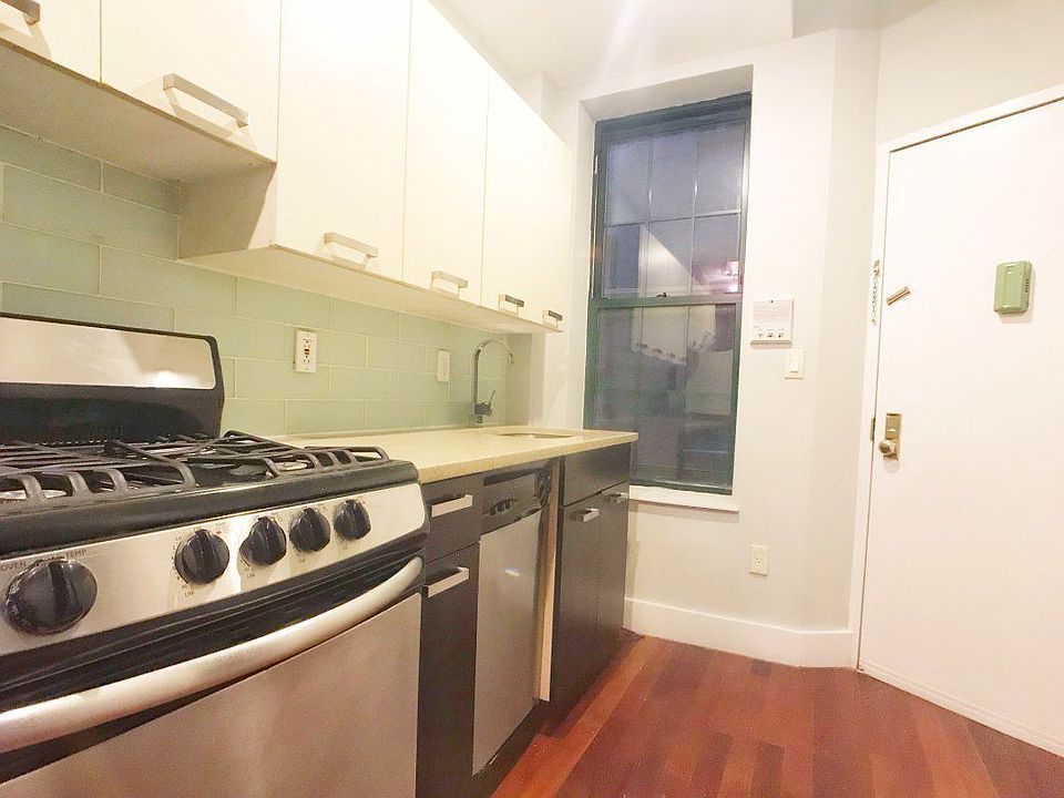 2nd image of 532 W 159th St APT 2A