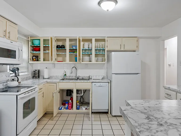 65 Saint Virgil Ln — Photo 16