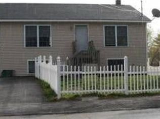 409 Montello St, Lewiston, ME 04240