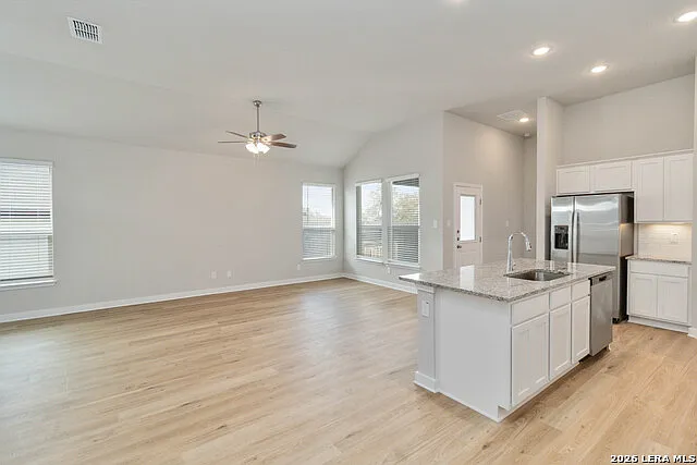339 Nespral Dr — Photo 5