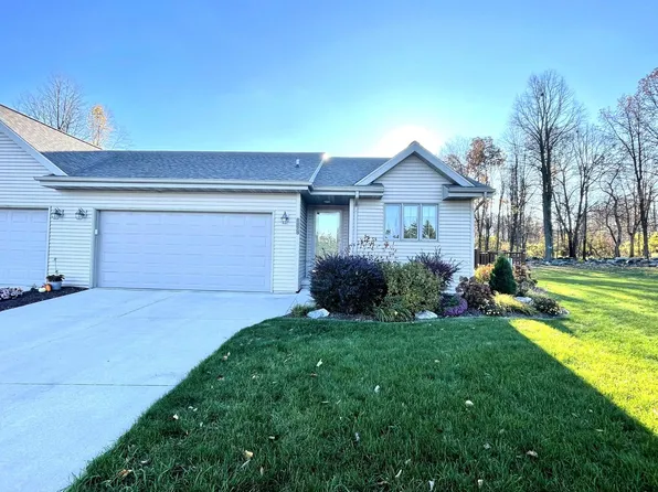 1167 Robins Nest COURT, New Holstein, WI 53061