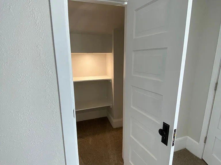 1157 Hague Ave #6 — Photo 38