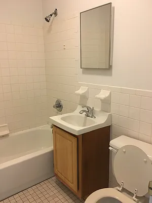 Rented by Panache Realty Co | media 15
